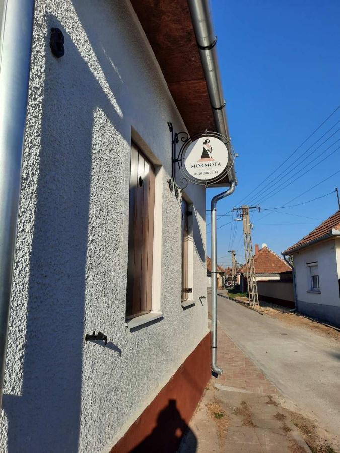 Mormota Vendégház Mezőkövesd Exterior foto